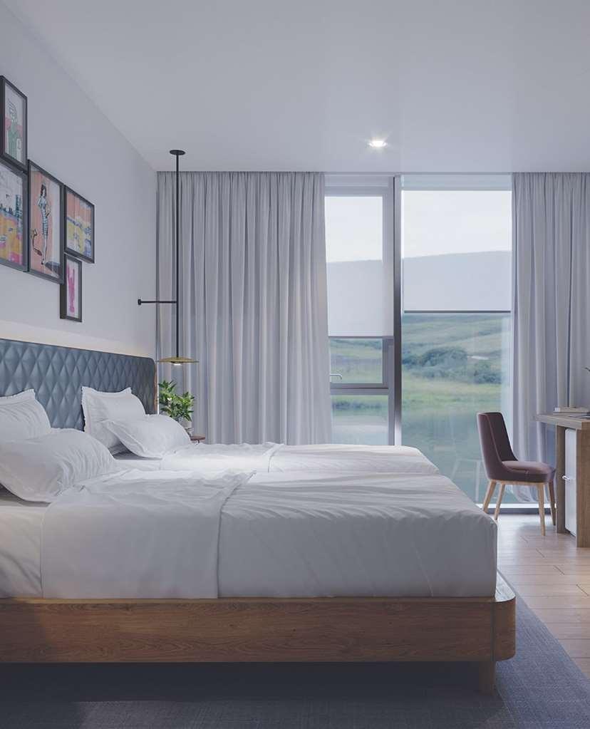 Hilton Garden Inn Tbilisi Riverview Quarto foto